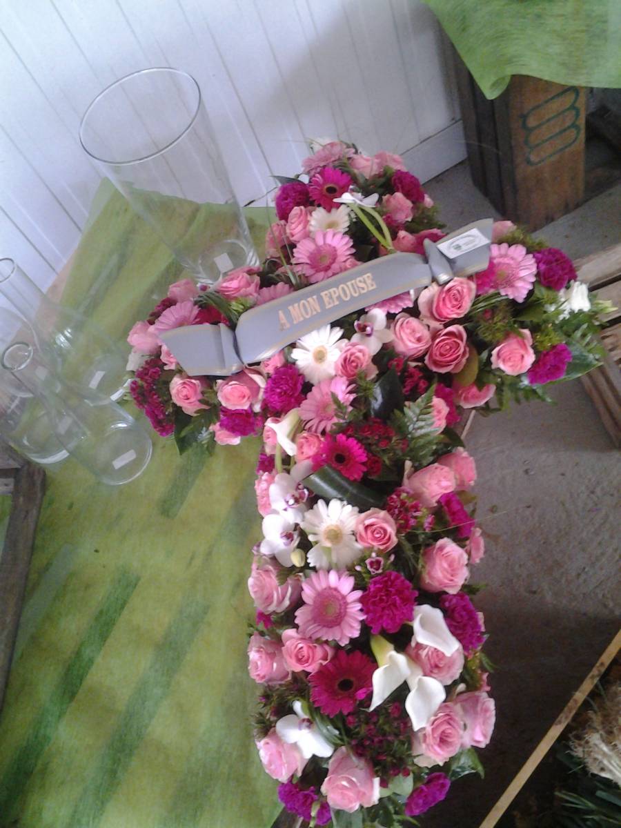 Spécialiste des compositions florales pour un enterrement proche Etretat