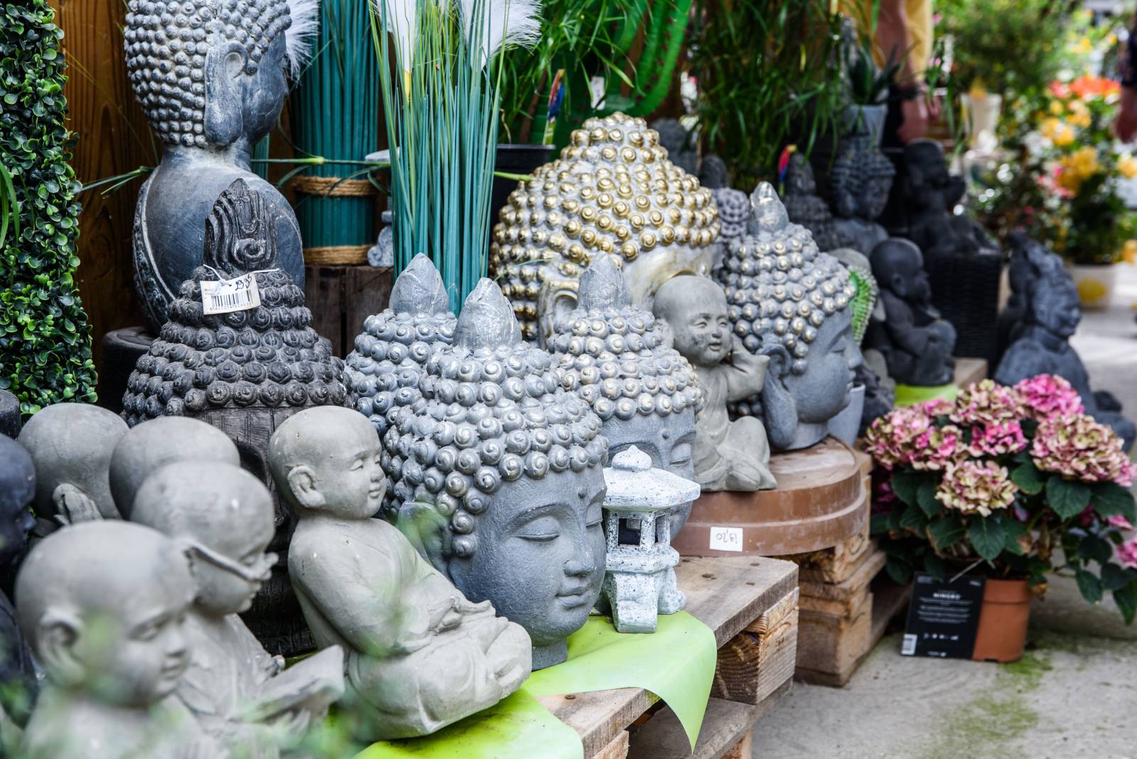 Vente de Décorations pour jardin et plates bandes